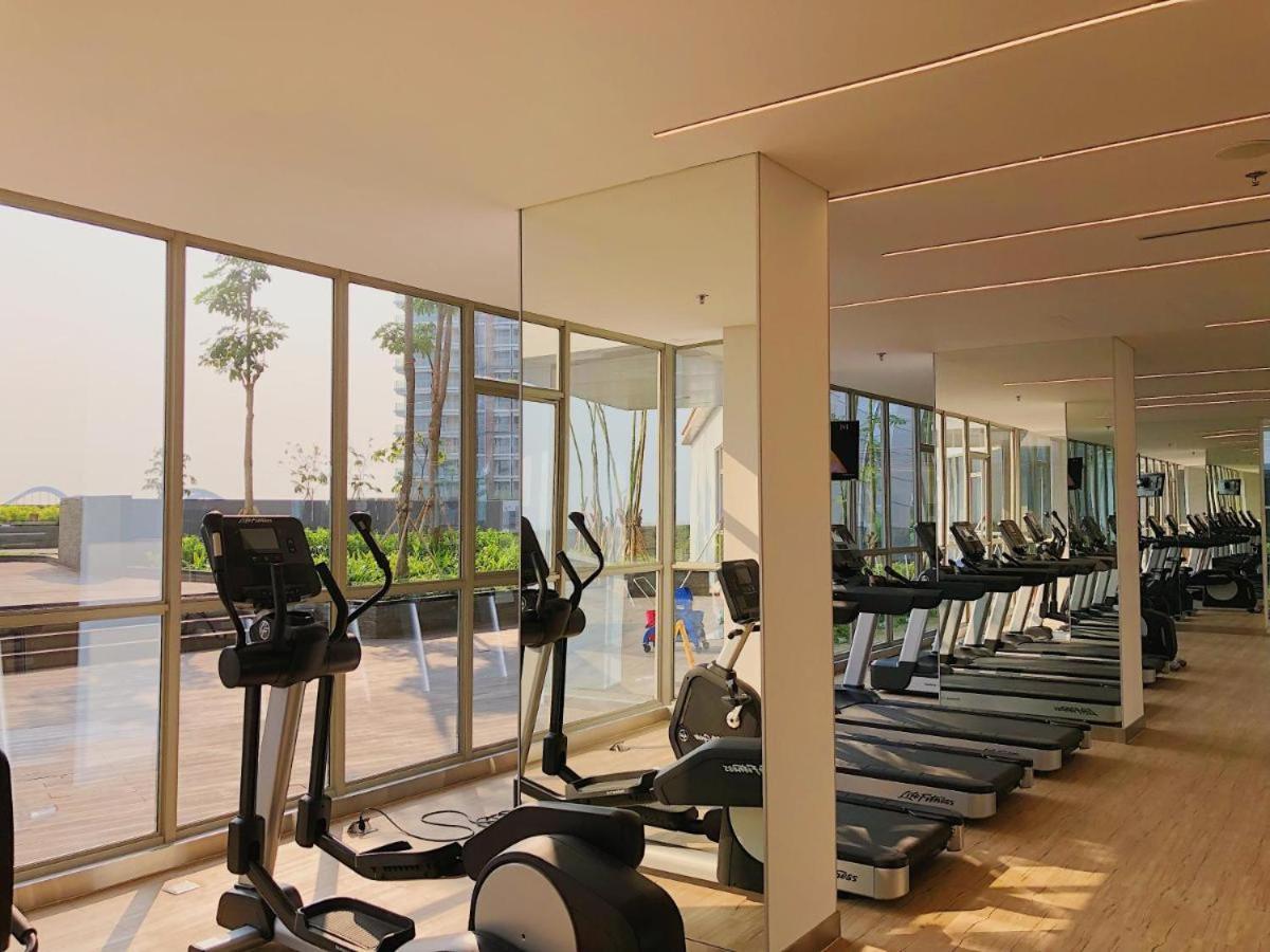 Gold Coast Apartemen Pik By Dluxx Giacarta Esterno foto
